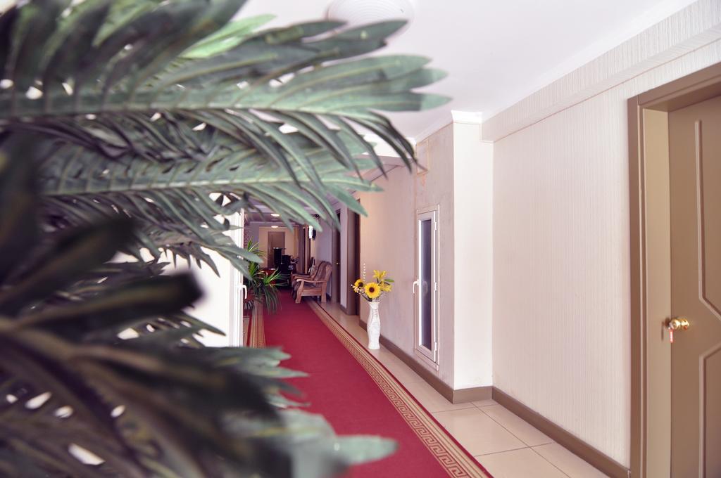 Sun Rise Hotel Tbilisi Zewnętrze zdjęcie